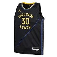 Maillot Jordan Brand Stephen Curry Navy Golden State Warriors Swingman pour jeunes - Édition Statement