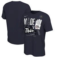 T-shirt pour homme Nike Gonzaga Bulldogs 2021 NCAA Tournoi de basket-ball Mars Madness Final Four Bound Locker Room