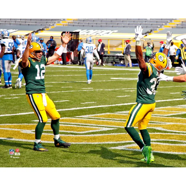 Upper Deck Aaron Rodgers and AJ Dillon Green Bay Packers Autographed 16 x 20 Spotlight Photograph