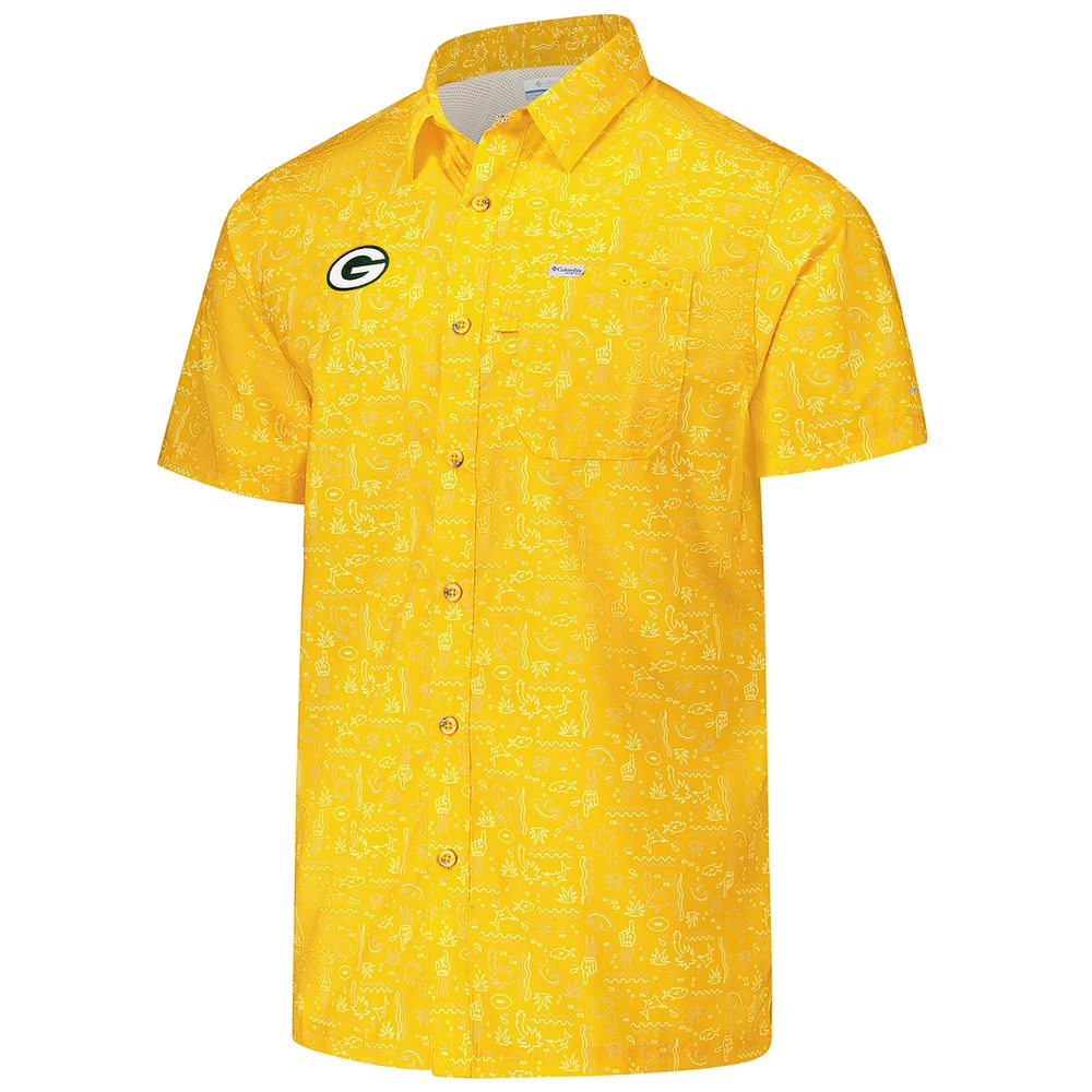 Men's Columbia PFG Gold Green Bay Packers Super Slack Tide Omni-Wick Button-Up Shirt