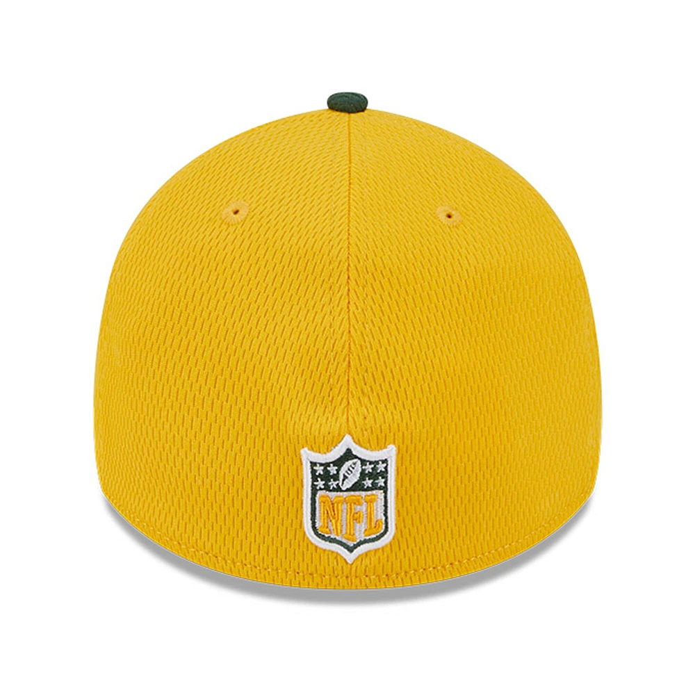 Casquette Flex New Era 2023 Sideline 39THIRTY pour homme des Green Bay Packers, or/vert