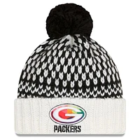 Women's New Era  Black/White Green Bay Packers 2023 NFL Crucial Catch Cuffed Pom Knit Hat