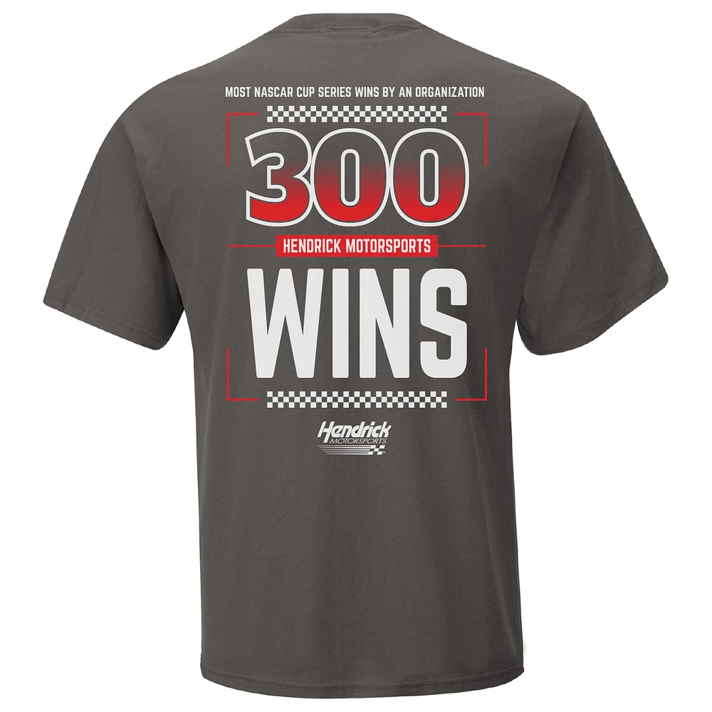 T-shirt Hendrick Motorsports Team Collection Charcoal 300 Wins pour hommes