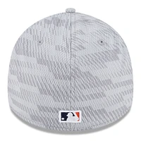 Men's New Era Gray Houston Astros 2025 MLB Clubhouse 39THIRTY Flex Hat