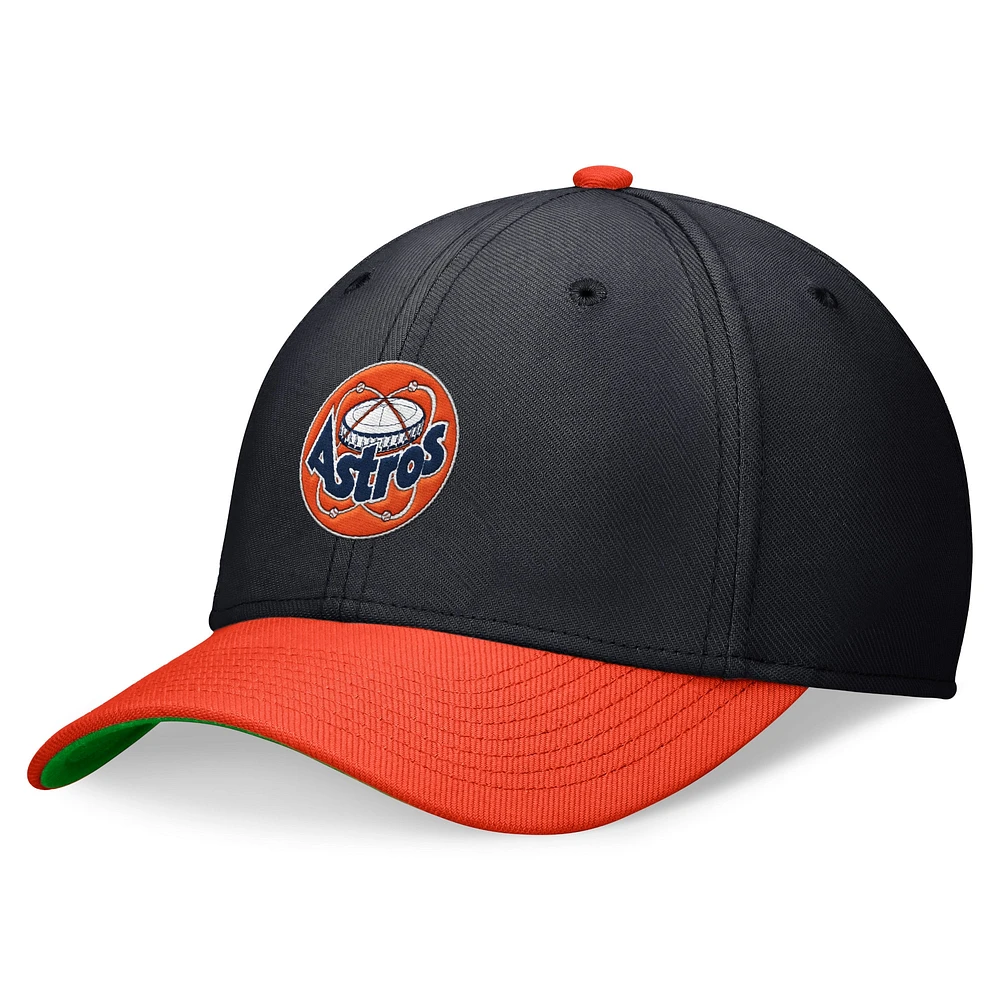 Casquette de performance Rewind Swooshflex Nike pour hommes, bleu marine/orange, Houston Astros Cooperstown Collection