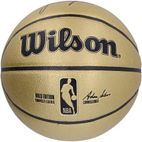 Ballon de basket Wilson doré autographié par Jalen Green des Houston Rockets