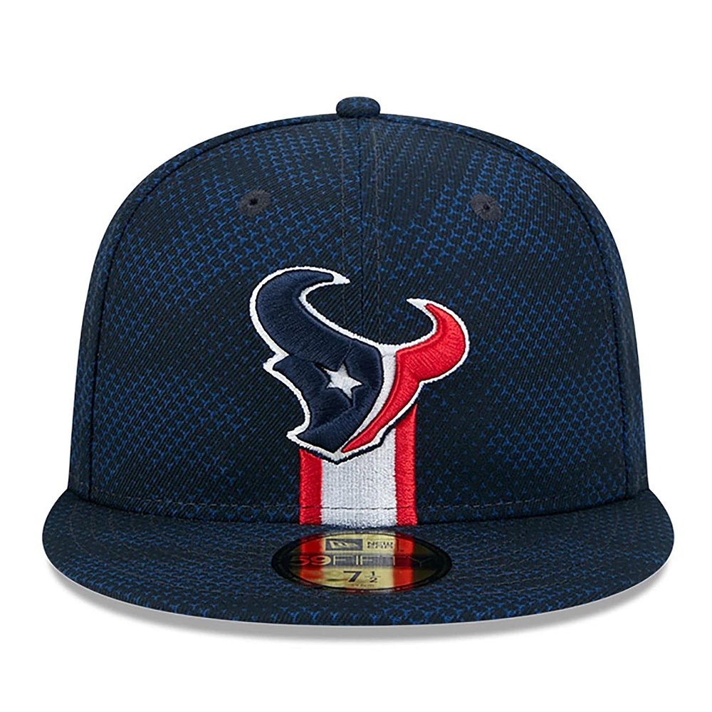 Casquette ajustée 59FIFTY New Era pour hommes des Houston Texans 2024 Sideline, bleu marine