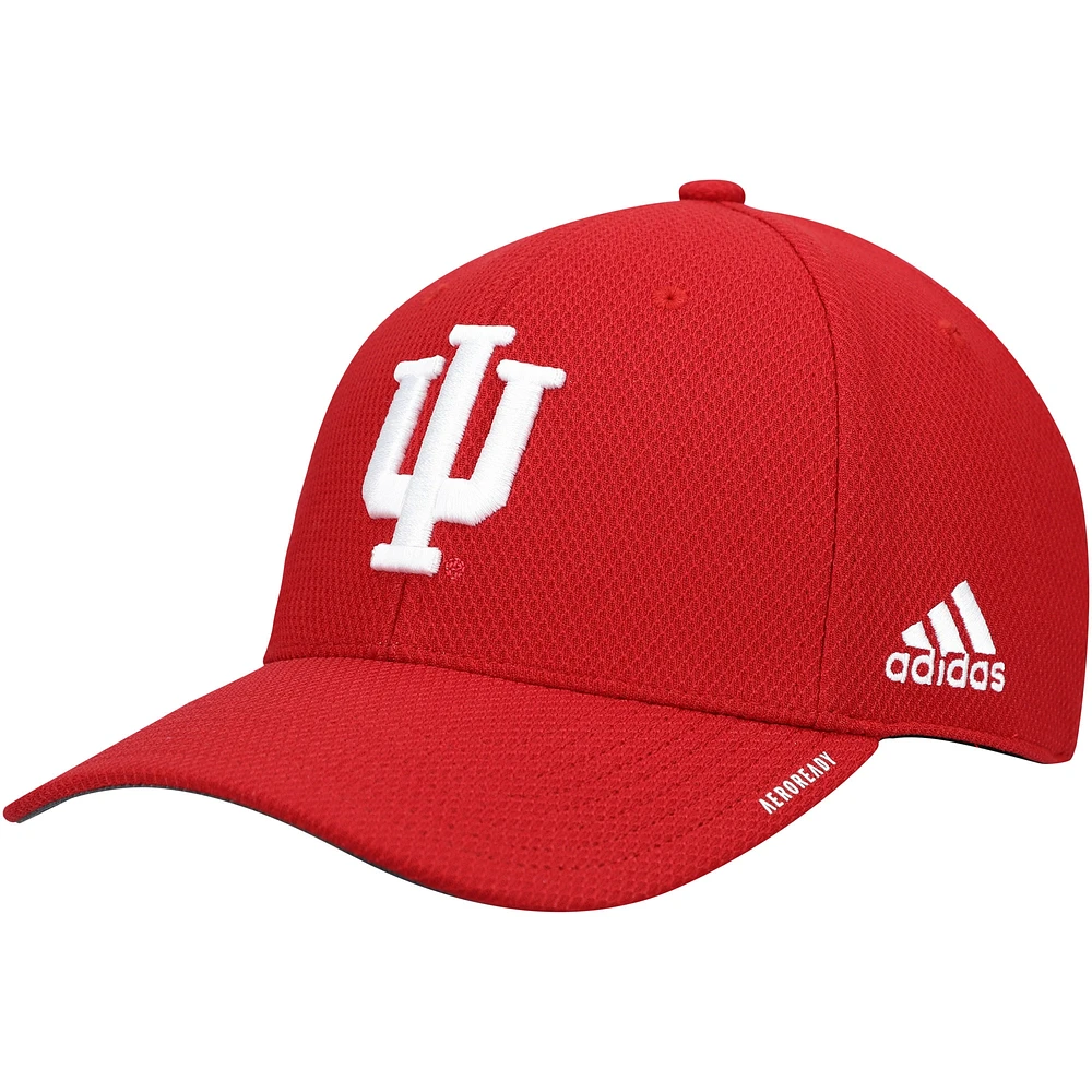 Casquette AEROREADY Flex pour entraîneurs de la ligne touche adidas Crimson Indiana Hoosiers 2021 homme