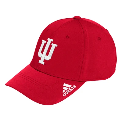 Casquette flexible avec logo adidas Crimson Indiana Hoosiers Locker Room pour hommes