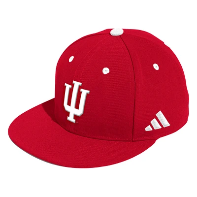 Casquette de baseball ajustée pour hommes adidas Crimson Indiana Hoosiers sur le terrain