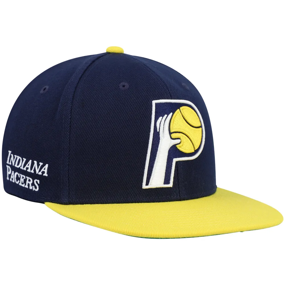 Men's Mitchell & Ness White/Navy Indiana Pacers Hardwood Classics Core Side  Snapback Hat