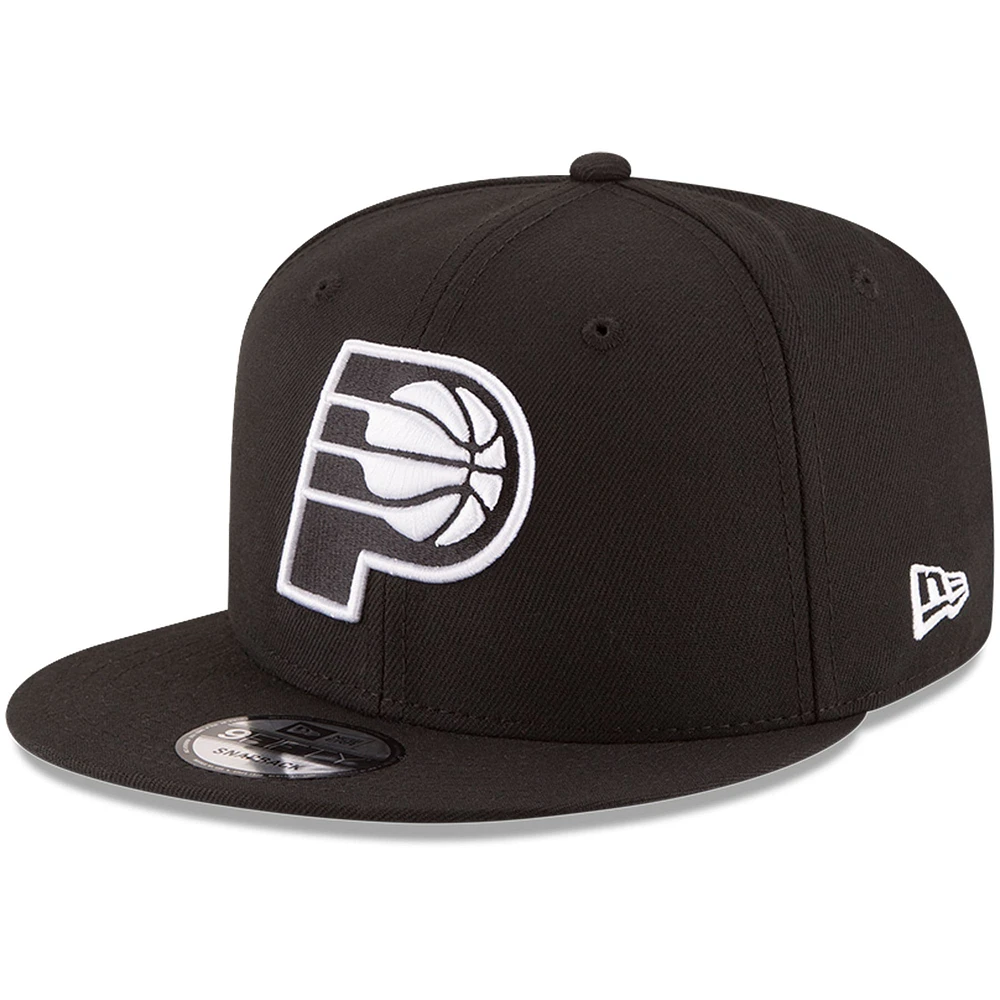 Men's New Era Black Indiana Pacers Black & White Logo 9FIFTY Adjustable Snapback Hat