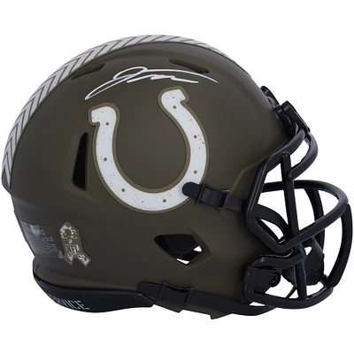 Casque mini-speed autographié 2023 Salute to Service des Indianapolis Colts de Jonathan Taylor