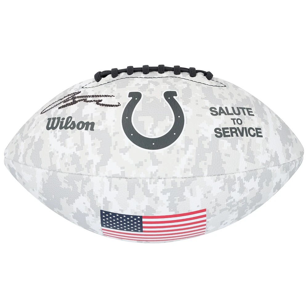Ballon de football américain autographié par Jonathan Taylor des Indianapolis Colts, hommage au service de Wilson 2024