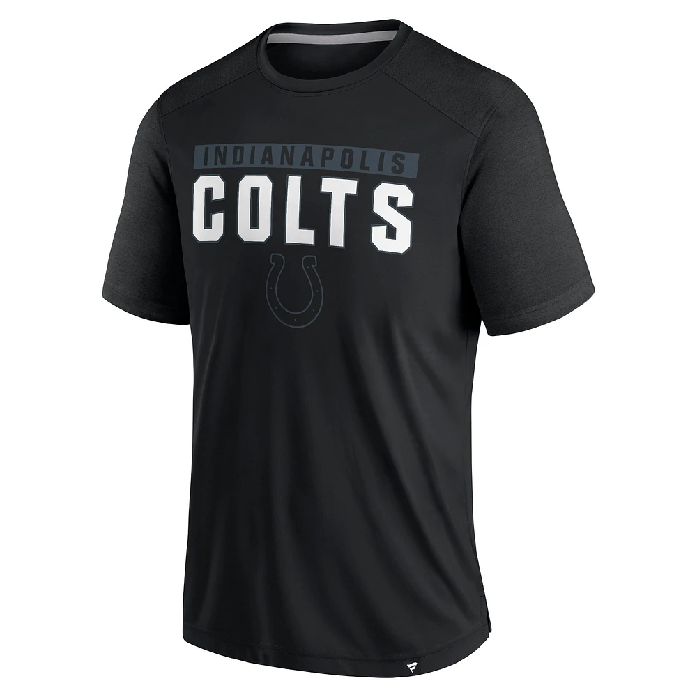 T-shirt noir fanatiques pour hommes Indianapolis Colts Defender Blackout