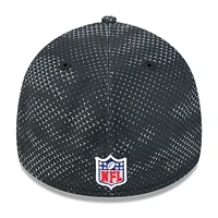 Men's New Era Black Indianapolis Colts 2024 Sideline 39THIRTY Flex Hat