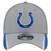 Men's New Era  Gray Indianapolis Colts Game Day Linear 39THIRTY Flex Hat