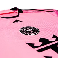 Maillot de joueur authentique rose Sergio Busquets Inter Miami CF 2024 2getherness adidas pour homme