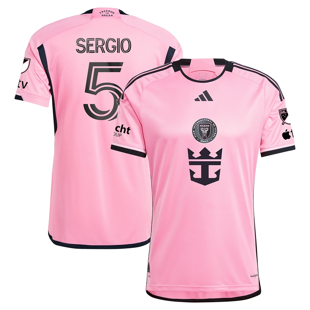 Maillot de joueur authentique rose Sergio Busquets Inter Miami CF 2024 2getherness adidas pour homme