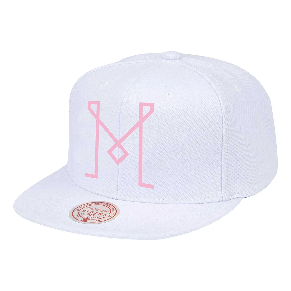 Casquette Snapback blanche avec logo Mitchell & Ness Inter Miami CF pour hommes