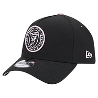 Casquette ajustable 9FORTY A-Frame Inter Miami CF 2024 Kick Off Collection New Era noire pour homme