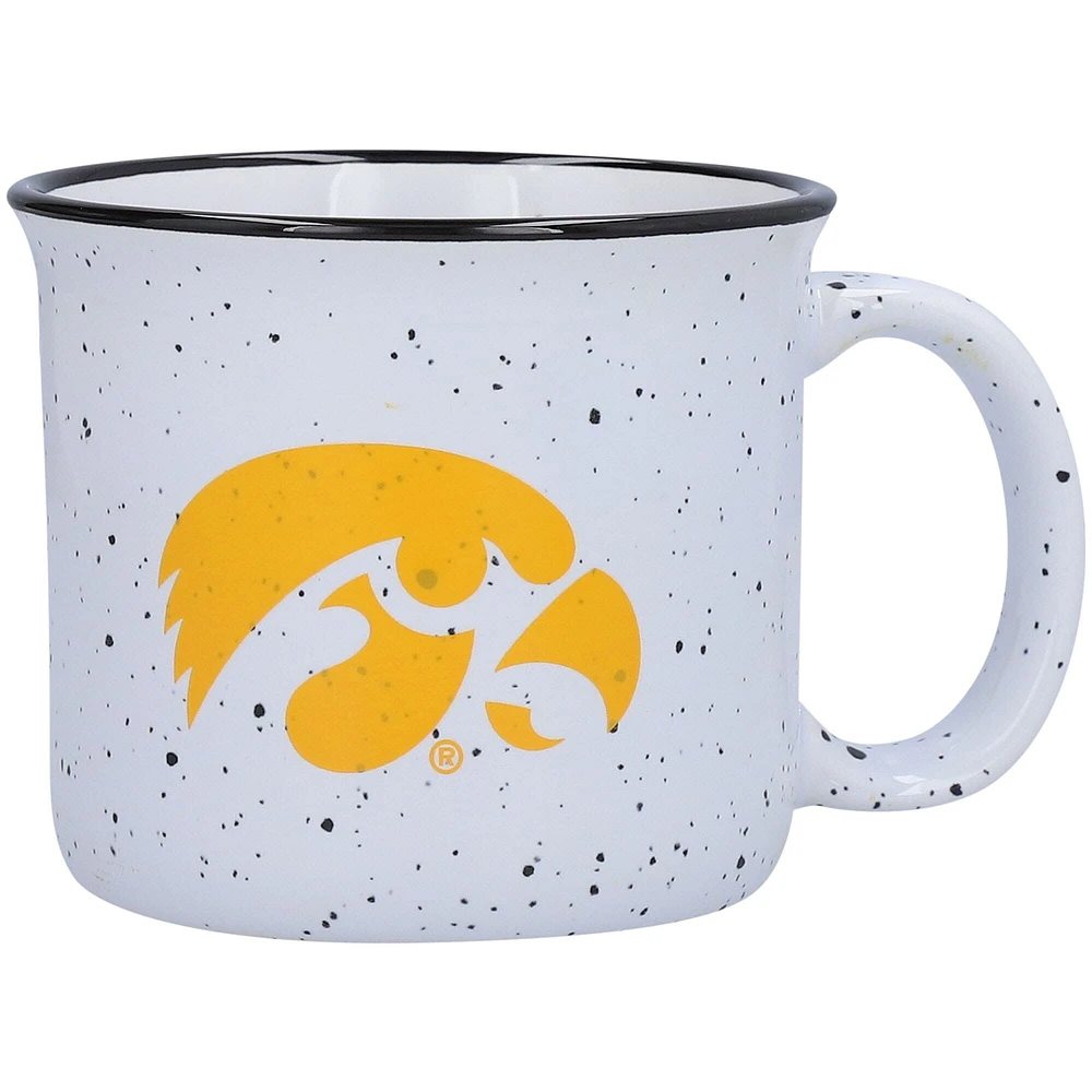 Iowa Hawkeyes 15 oz. Tasse d'équipe de feu de camp