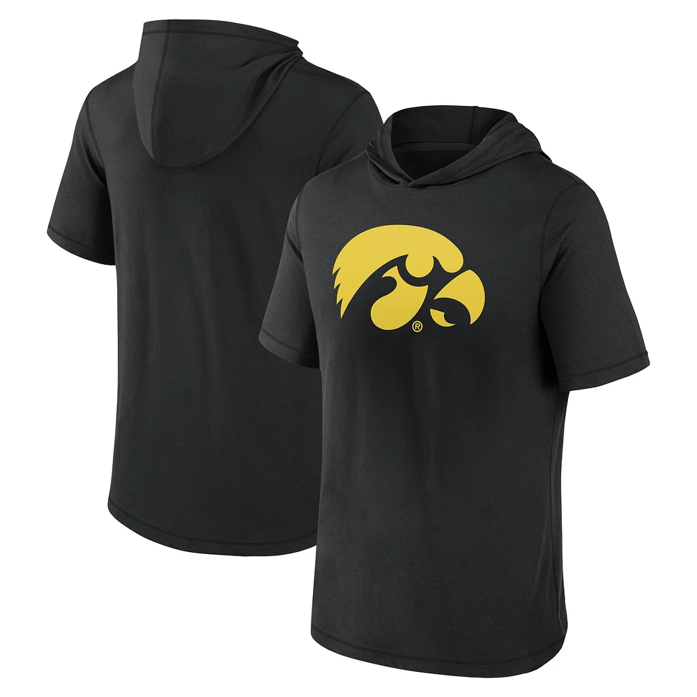 T-shirt à capuche noir avec logo principal des Iowa Hawkeyes Fanatics pour hommes