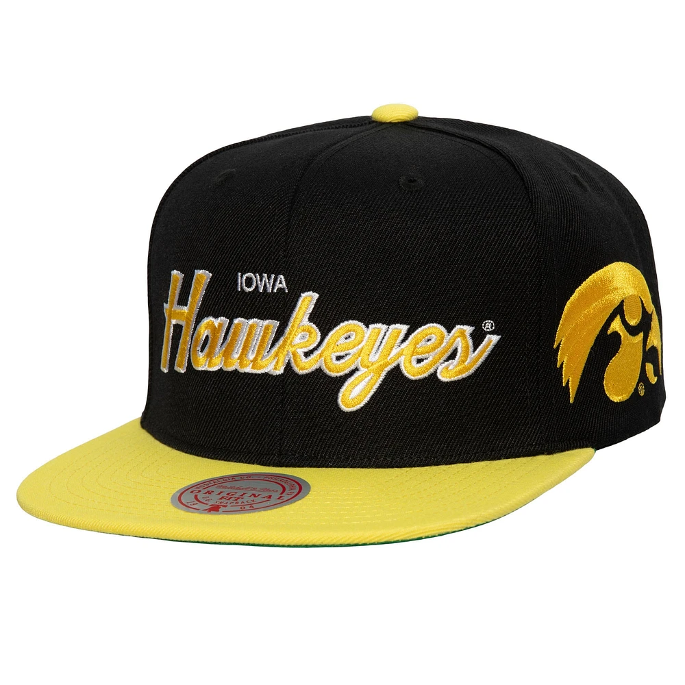 Casquette Snapback Iowa Hawkeyes Team Script 2.0 Mitchell & Ness noire pour homme