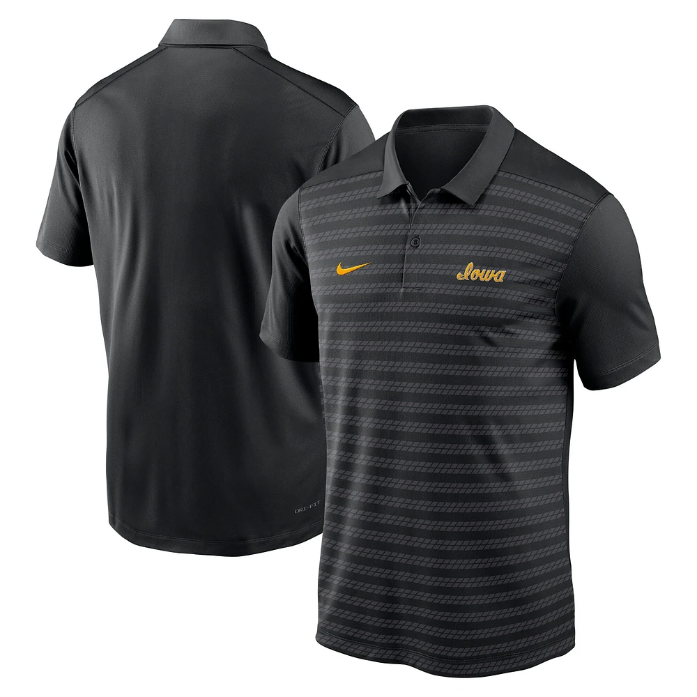 Polo Nike noir pour hommes des Iowa Hawkeyes 2024 de début saison entraîneurs Sideline Performance