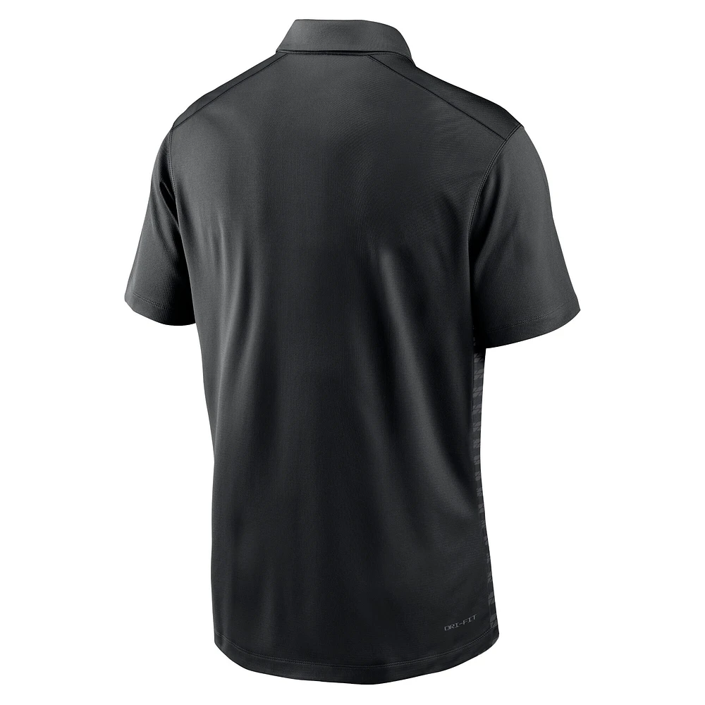 Polo Nike noir pour hommes des Iowa Hawkeyes 2024 de début saison entraîneurs Sideline Performance