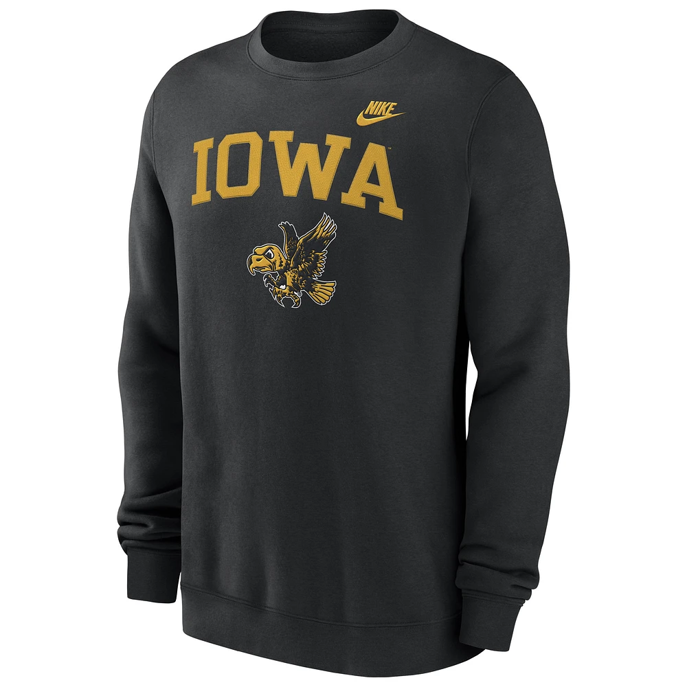 Men's Nike Black Iowa Hawkeyes Legacy Classic Tackle Twill Embroidered Arch Over Logo Pullover Sweatshirt