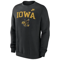 Sweat-shirt à enfiler Nike noir Iowa Hawkeyes Legacy Classic Tackle pour homme en sergé brodé avec logo forme d'arc