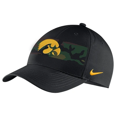 Casquette réglable Nike Black Iowa Hawkeyes Military Pack Camo Legacy91 pour hommes