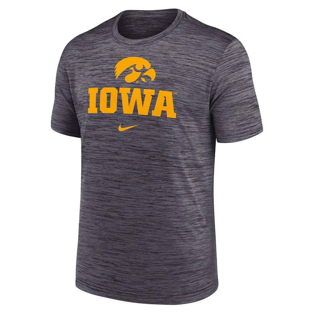 T-shirt Nike noir pour homme Iowa Hawkeyes Primetime Velocity