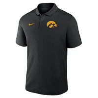 Polo Nike noir Iowa Hawkeyes Primetime Victory pour homme avec logo principal