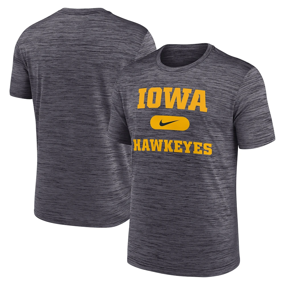 T-shirt de performance Nike Iowa Hawkeyes Velocity Mascot pour homme, noir