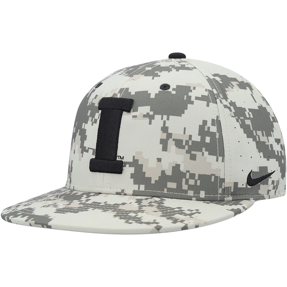 Casquette ajustée Nike Camo Iowa Hawkeyes Aero True Baseball Performance pour hommes