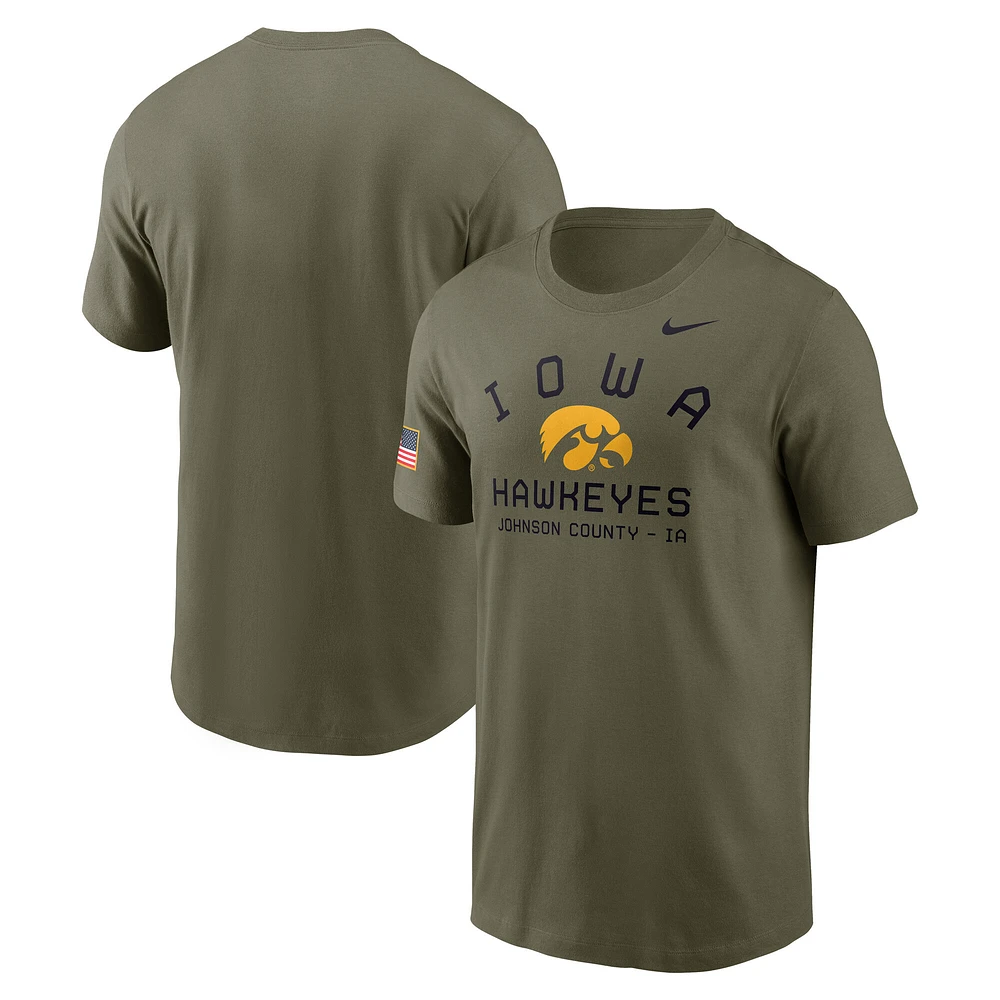 T-shirt de performance Nike Olive Iowa Hawkeyes 2024 Military Appreciation pour homme