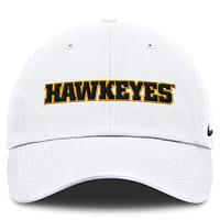 Casquette ajustable Nike Iowa Hawkeyes Core Club Mascot Wordmark pour homme, blanche