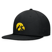 Men's Top of the World Black Iowa Hawkeyes Fundamental Snapback Hat