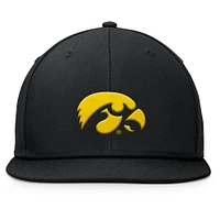 Men's Top of the World Black Iowa Hawkeyes Fundamental Snapback Hat