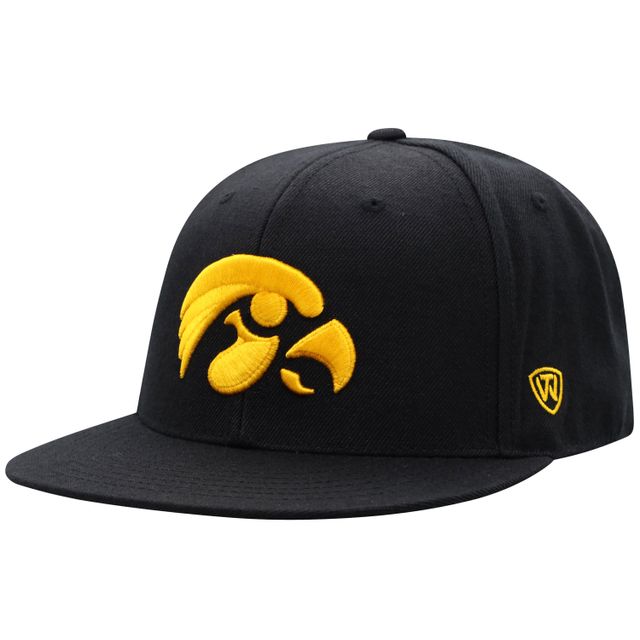 Chapeau ajusté noir Iowa Hawkeyes Team Color Top of the World pour hommes