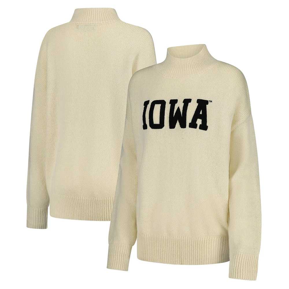 Pull Varsity surdimensionné pour femme Iowa Hawkeyes de couleur crème le jour du match