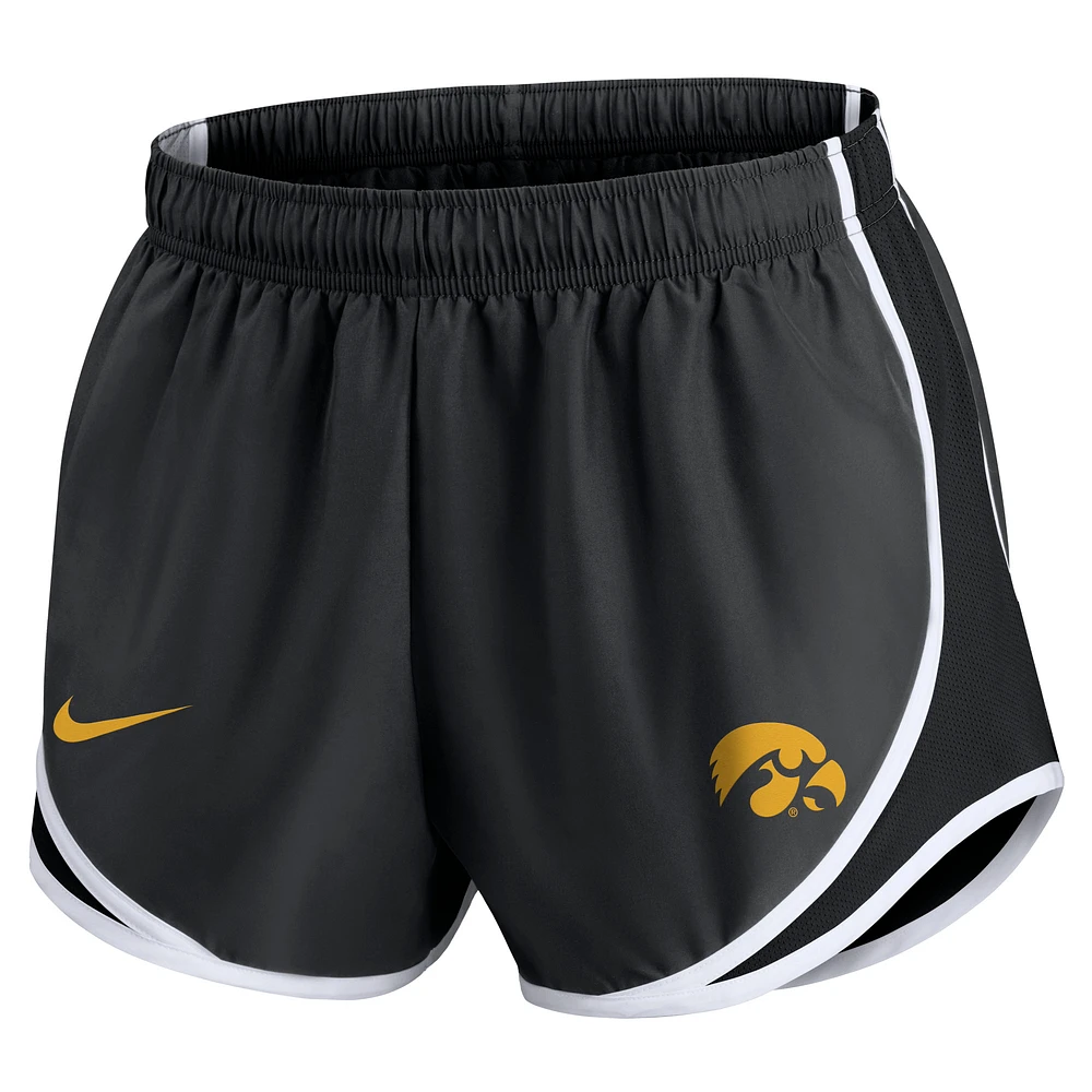 Short Nike noir Iowa Hawkeyes Primetime Tempo Performance pour femme