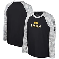 T-shirt à manches longues Raglan Colosseum noir/camouflage pour jeunes Iowa Hawkeyes OHT Appréciation militaire Dark Star