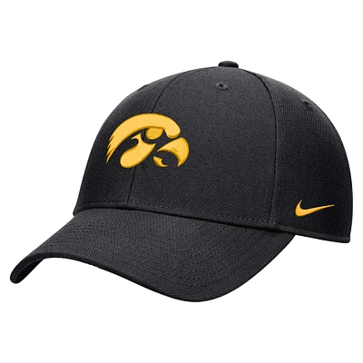 Casquette réglable Nike noir Iowa Hawkeyes 2024 Sideline Club pour jeune