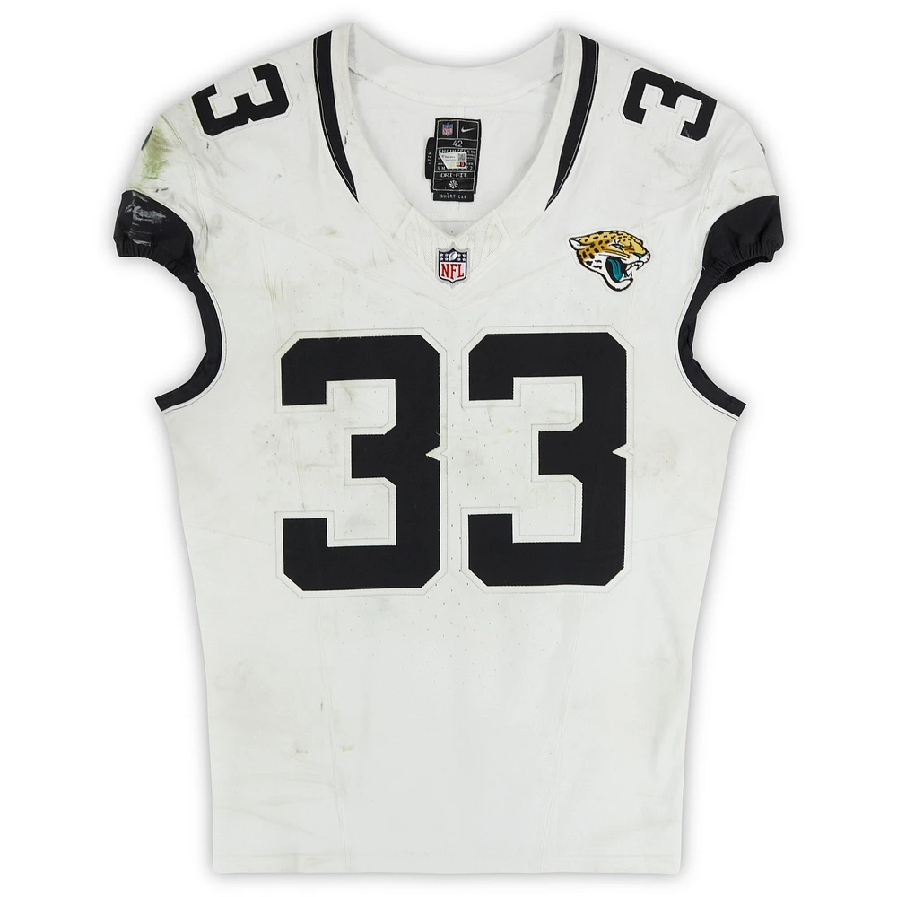 Devin Lloyd Jacksonville Jaguars Game-Used #33 White Nike Jersey vs. Las Vegas Raiders on December 22, 2024