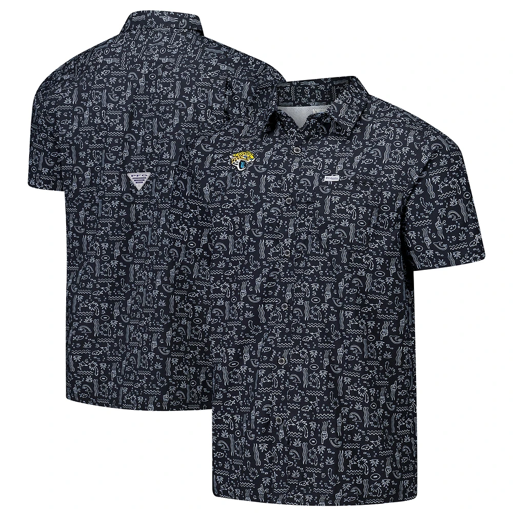 Chemise boutonnée Columbia PFG noire Jacksonville Jaguars Super Slack Tide Omni-Wick pour homme