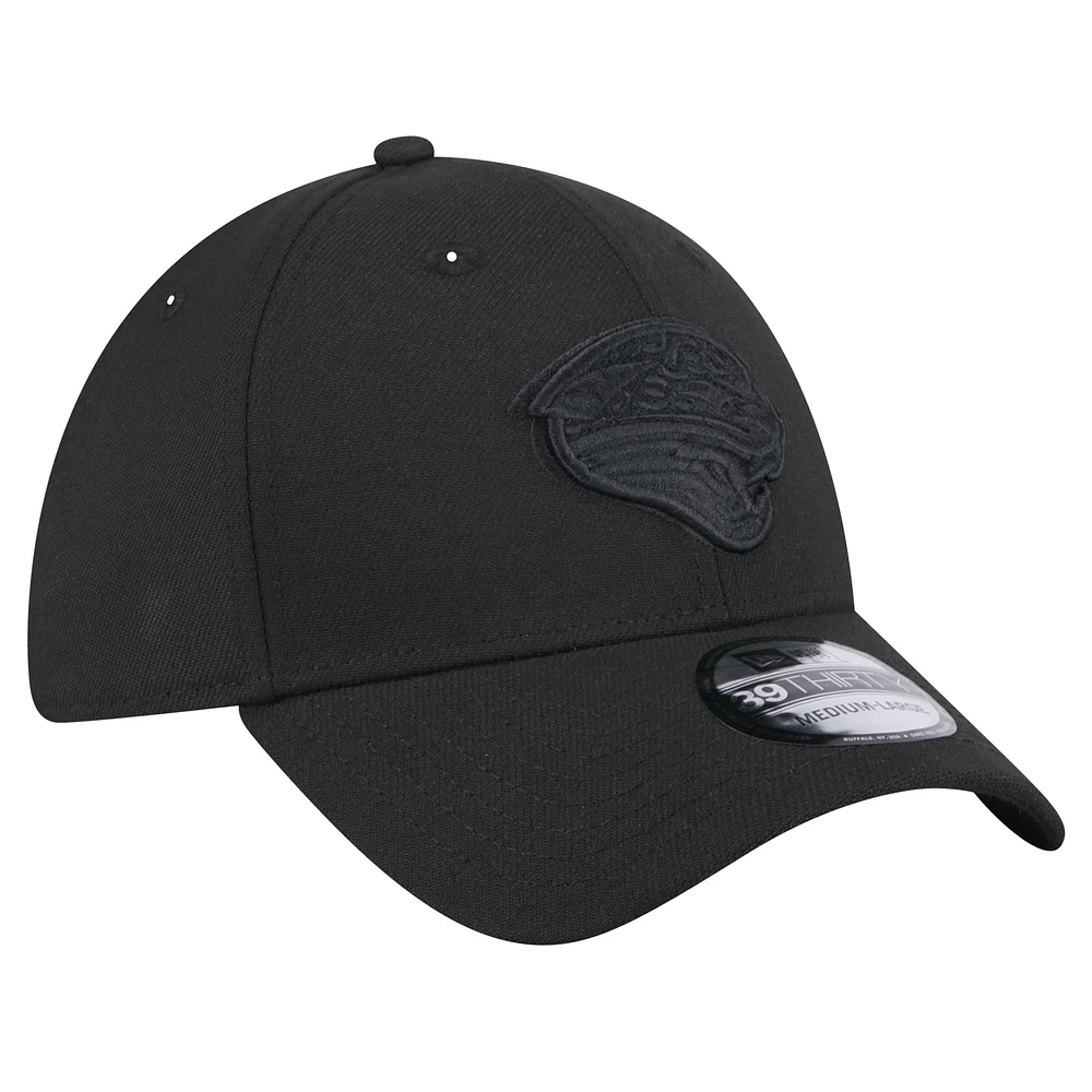 Men's New Era  Black Jacksonville Jaguars Throwback 39THIRTY Flex Hat