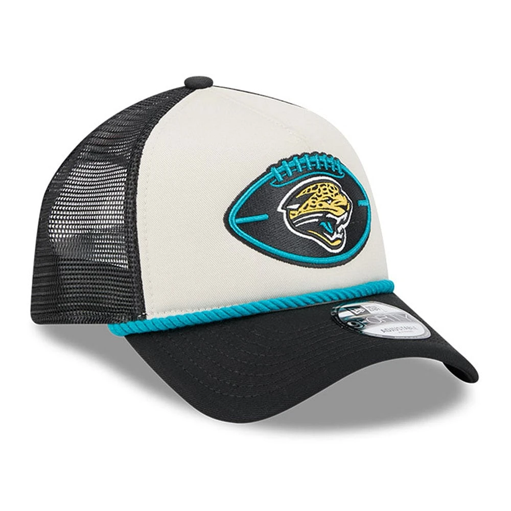 Casquette ajustable de camionneur A-Frame Jacksonville Jaguars 2024 Sideline Historic 9FORTY Stone/Black New Era pour hommes